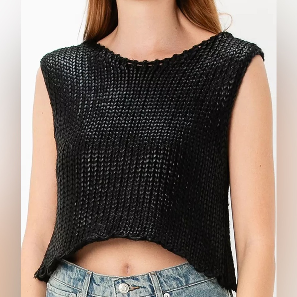Zara's Foil Finish Sleeveless Chunky Knit Cropped Black Vest Top S